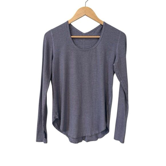 Lululemon Womens Yogini 5 Year Long Sleeve Tee Size Small - Picture 1 of 7
